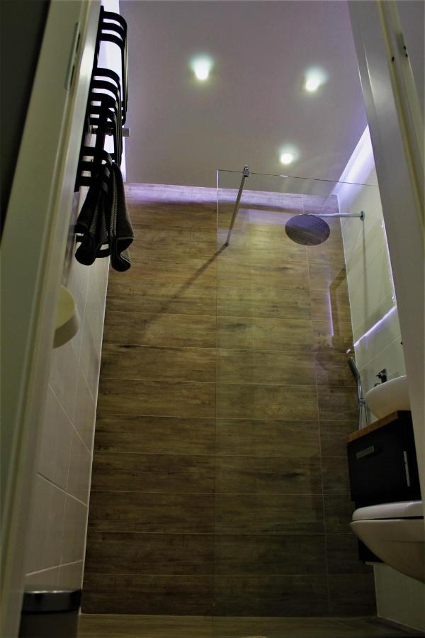 Apartament Przy Arsenale Wroclaw Bagian luar foto
