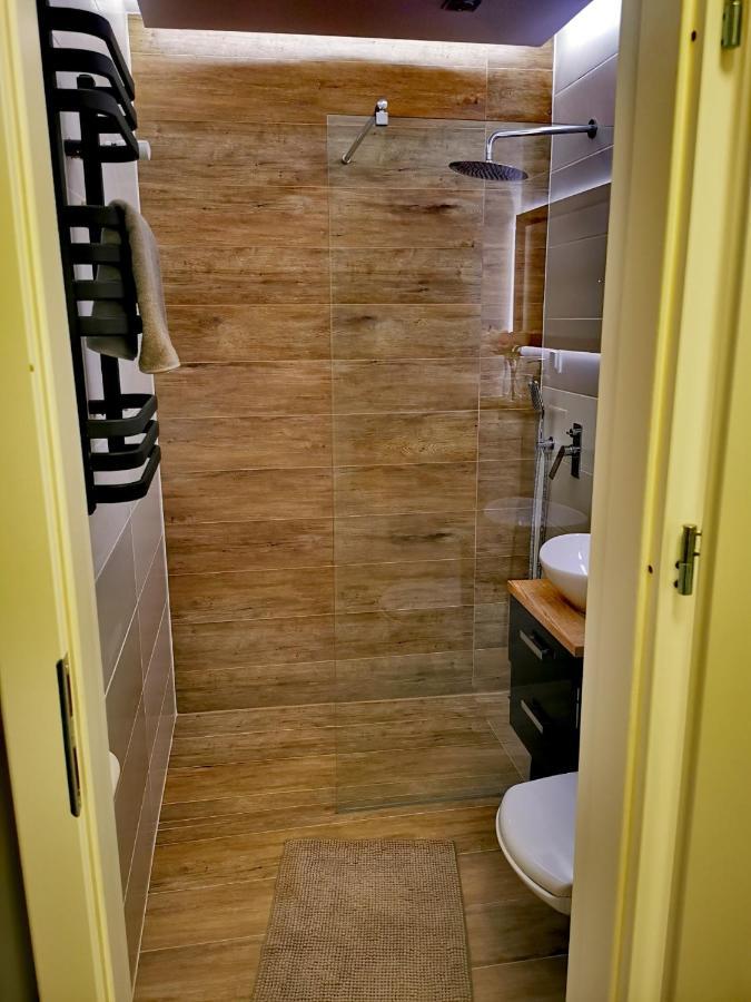 Apartament Przy Arsenale Wroclaw Bagian luar foto