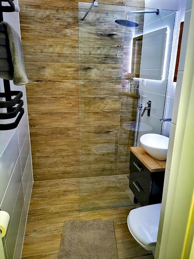 Apartament Przy Arsenale Wroclaw Bagian luar foto